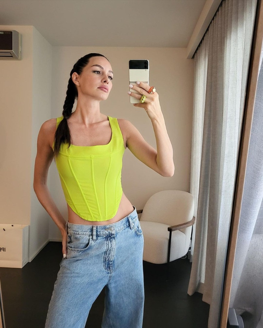 Yasemin Özilhan 'Giydiğiniz kıyafetler pahalı' sorusunu yanıtladı: Peynir de süt de pahalı - Resim: 15