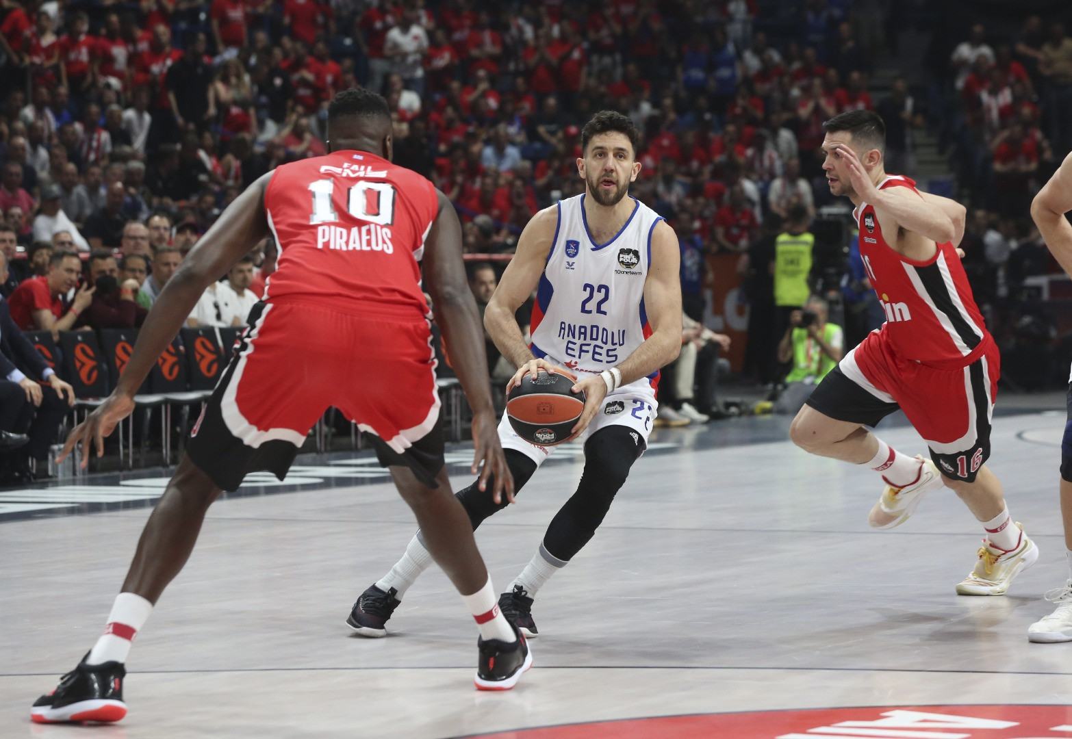 İşte Anadolu Efes'in tarih yazdığı maçın öyküsü - Resim: 12