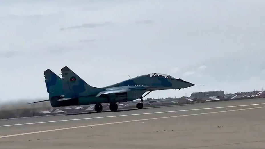 Selçuk Bayraktar Rus savaş uçağında - Resim: 5