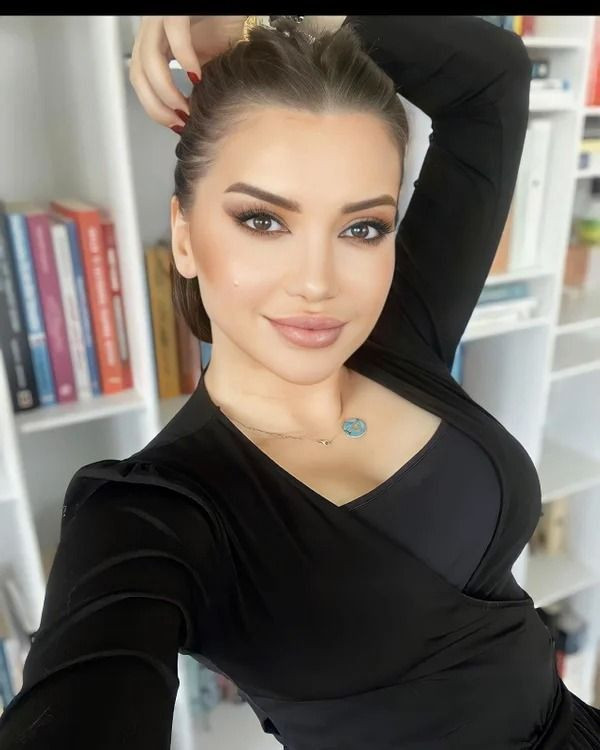 ''Çapa'' ve ''Tuzlu su'' ile eş ve sevgilileri bağlama tavsiyesi veren Esra Ezmeci'ye, büyücülük suçlaması - Resim: 3