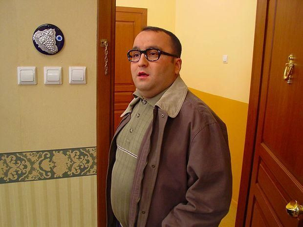 ABD'de yaşamaya başlayan ünlü oyuncu Erdem Baş ne iş yapacağını açıkladı - Resim: 1