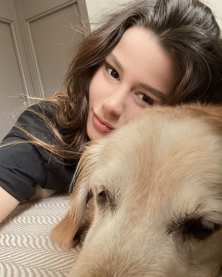 Ünlü oyuncu Eda Elif Başlamışlı’nın sapık komşusu başına bela oldu! Uygunsuz fotoğraflarını… - Resim: 7