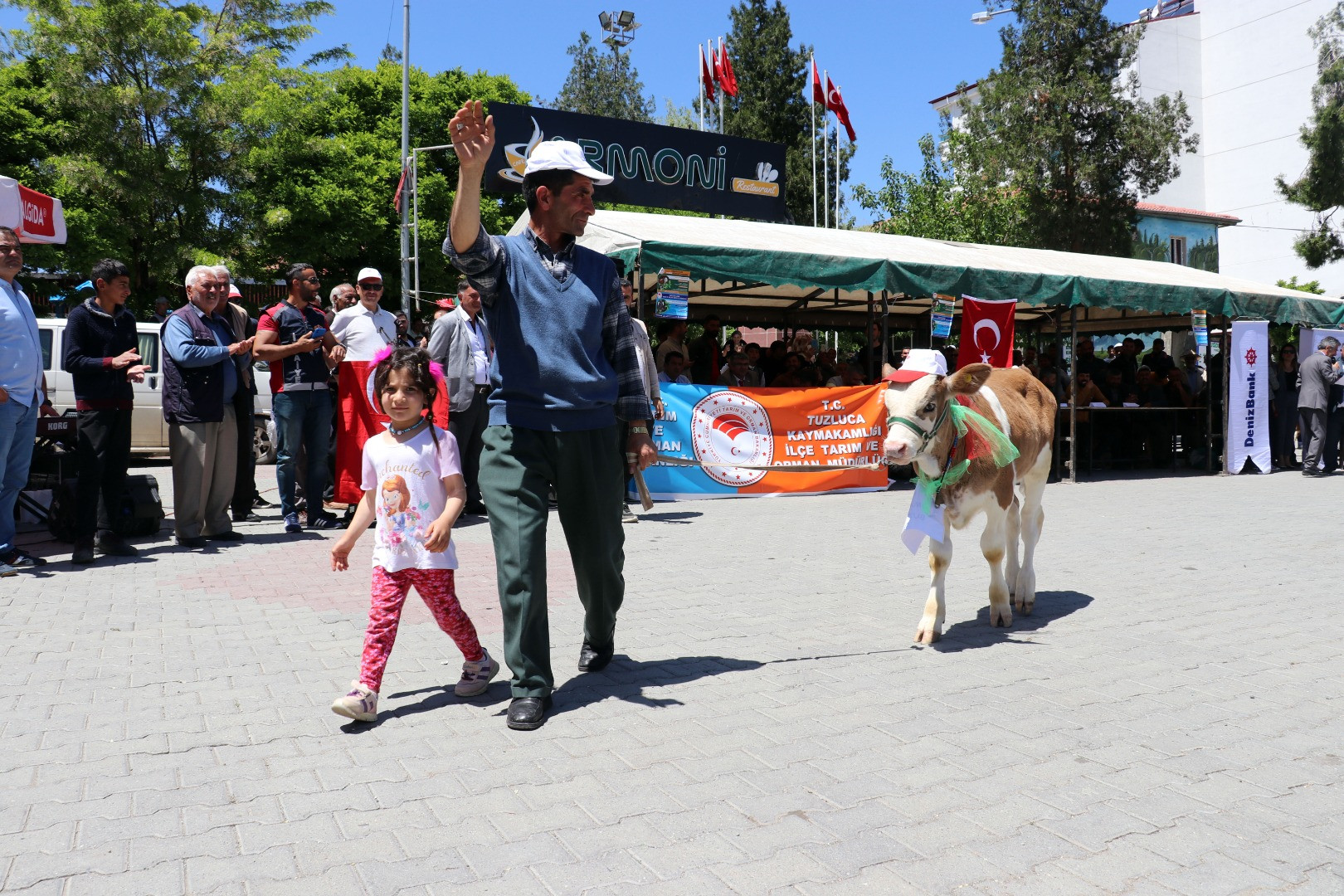 'En Güzel Buzağı Yarışması' renkli görüntüler oluşturdu - Resim: 6