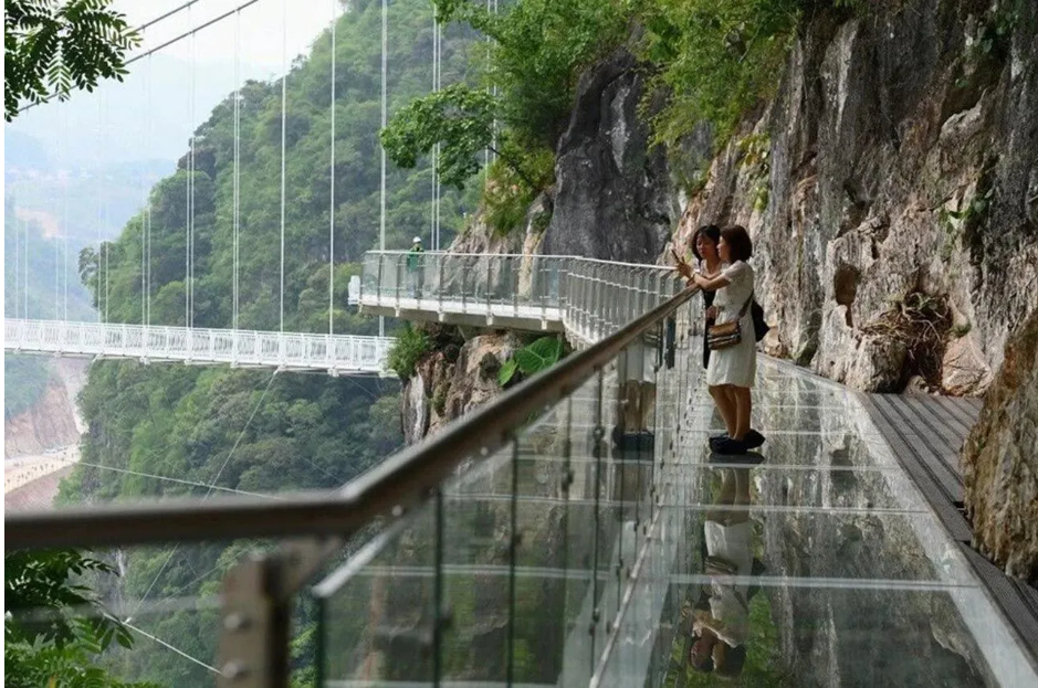 Bu köprüden geçmek yürek istiyor - Resim: 14