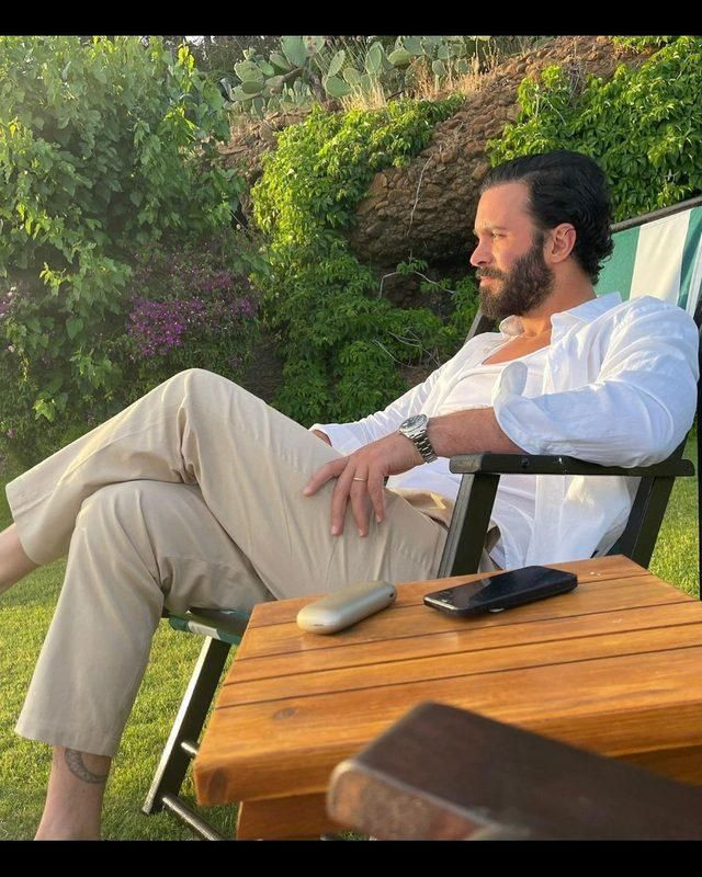 Gupse Özay'la bebek bekleyen Barış Arduç sosyal medyayı salladı: Babaların en yakışıklısı gelmiş - Resim: 15