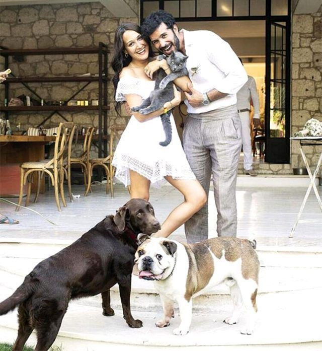 Gupse Özay'la bebek bekleyen Barış Arduç sosyal medyayı salladı: Babaların en yakışıklısı gelmiş - Resim: 9