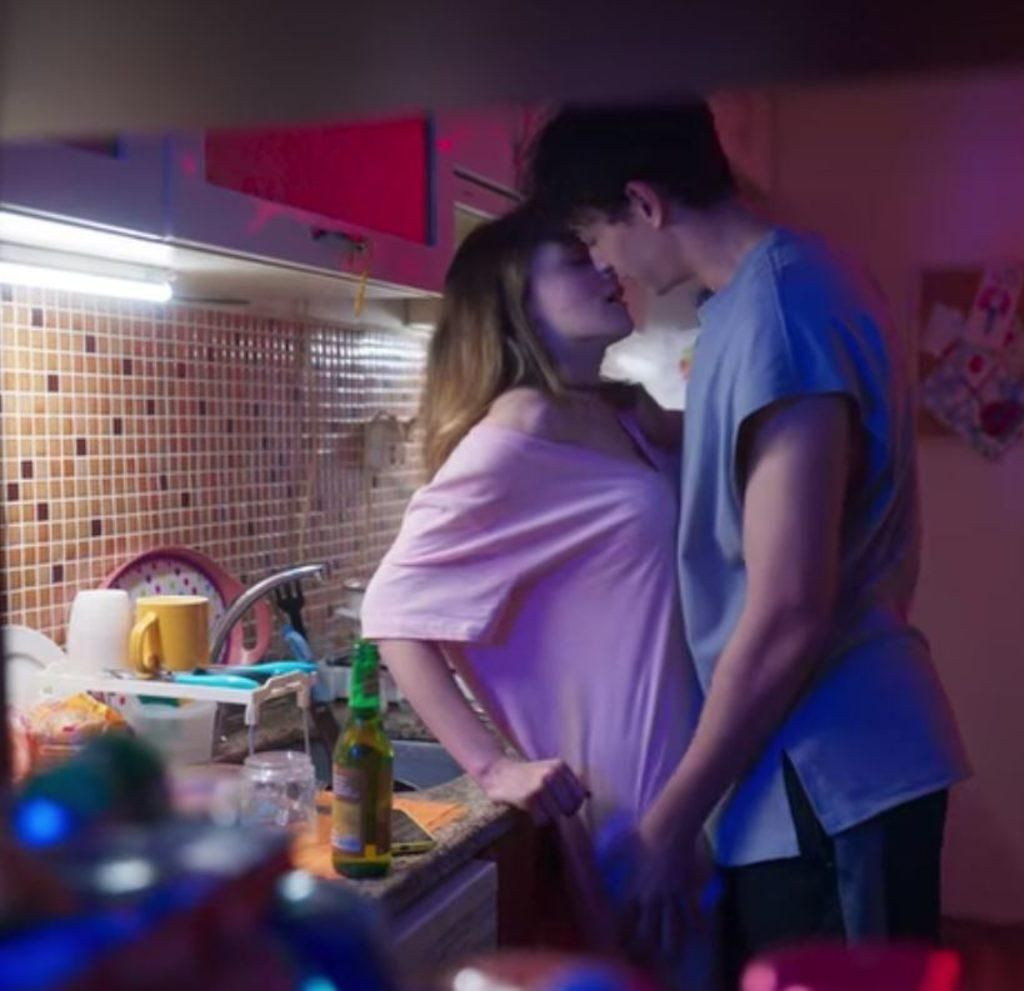 Seda Sayan'ın oğluyla aşk yaşayan Miray Daner'in sevişme sahneler olay oldu. Bakalım Oğulcan Engin ne tepki verecek - Resim: 10