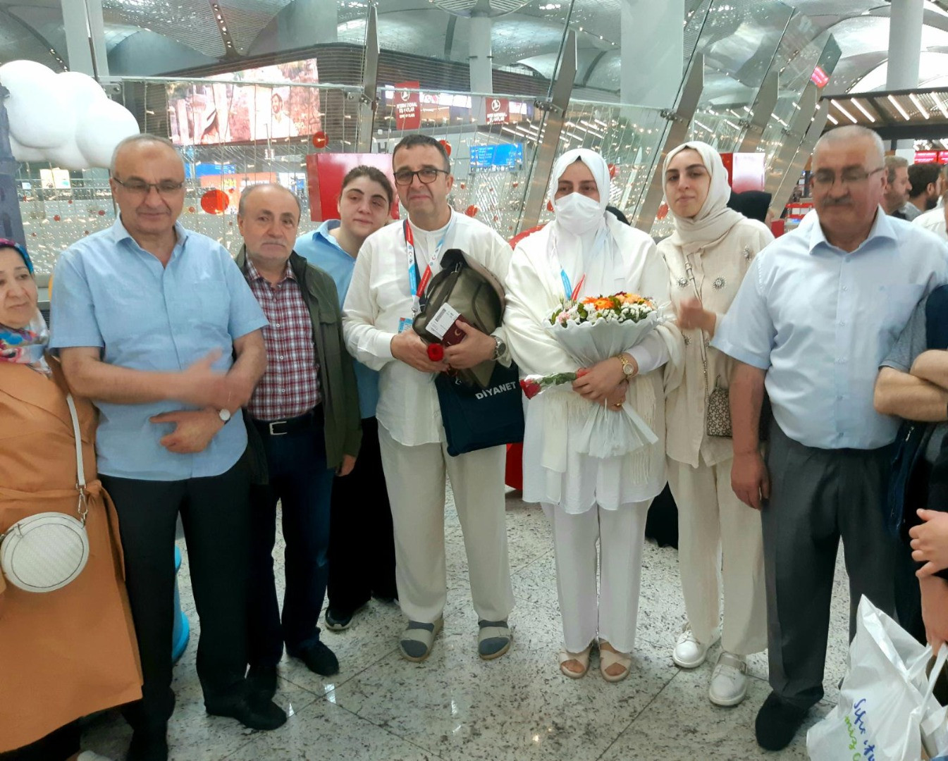 Pandemi sonrası ilk hac kafilesi dualarla uğurlandı - Resim: 4