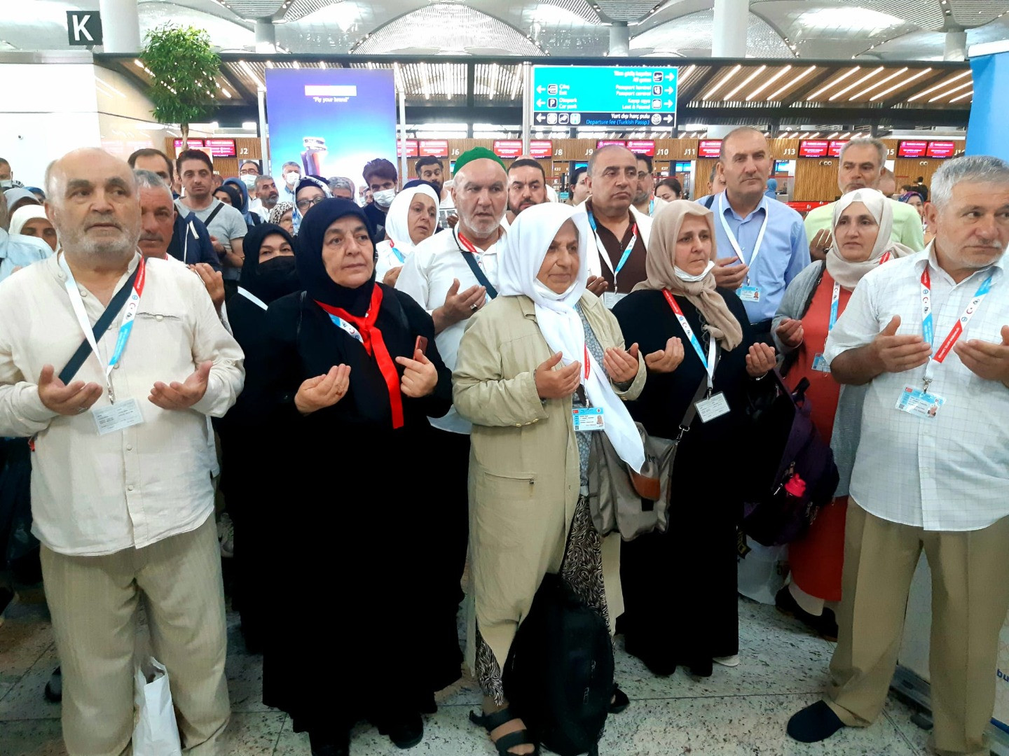 Pandemi sonrası ilk hac kafilesi dualarla uğurlandı - Resim: 5