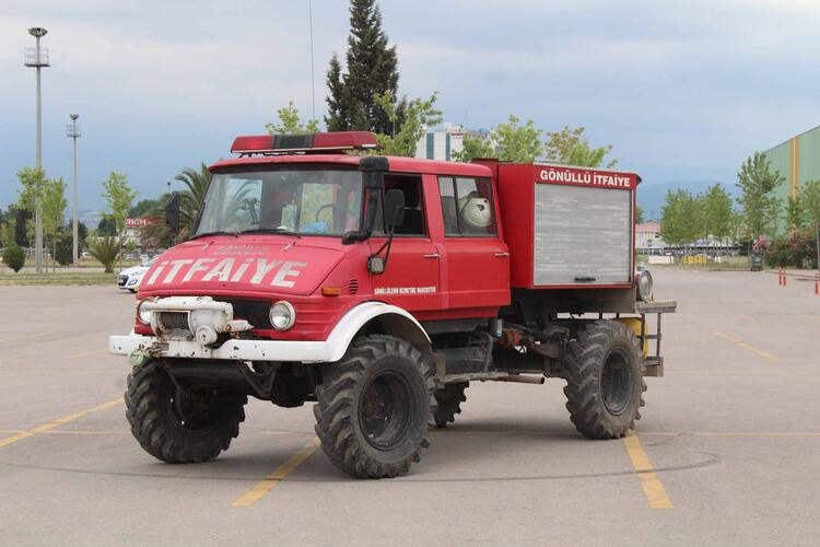 Gönüllü itfaiyeci! Türkiye’de o araca sahip tek kişi… - Resim: 8