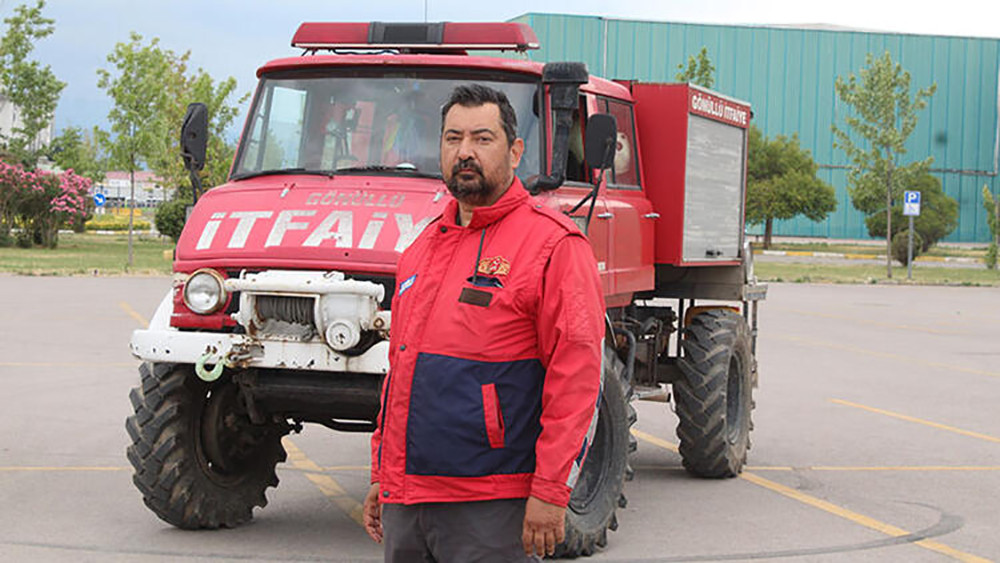 Gönüllü itfaiyeci! Türkiye’de o araca sahip tek kişi… - Resim: 9