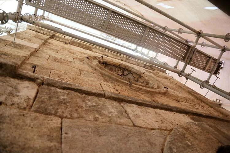 Saat Kulesi’nin 1 değil 4 saatinin çalındığı ortaya çıktı. Elmas hırsızları gibi yerine sahtesini takmışlar. Sülün Osman mezarında ters takla attı - Resim: 5