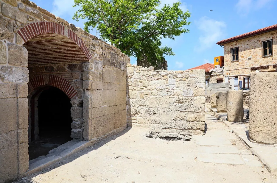 Müthiş keşif kaçak yapıların altından fışkırdı - Resim: 10