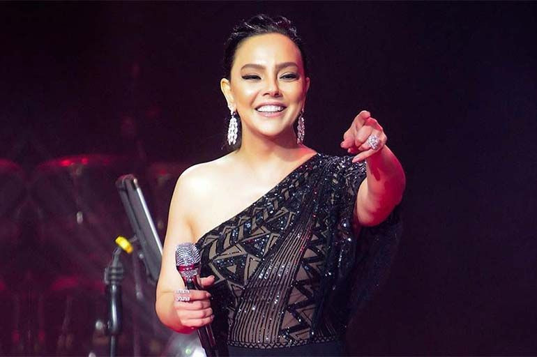 Ünlülerin bilinmeyen hastalıkları ortaya çıktı! Üçü de aynı dertten kendini yiyip bitiriyor - Resim: 23