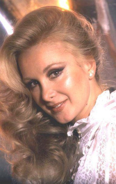 Ünlülerin bilinmeyen hastalıkları ortaya çıktı! Üçü de aynı dertten kendini yiyip bitiriyor - Resim: 6