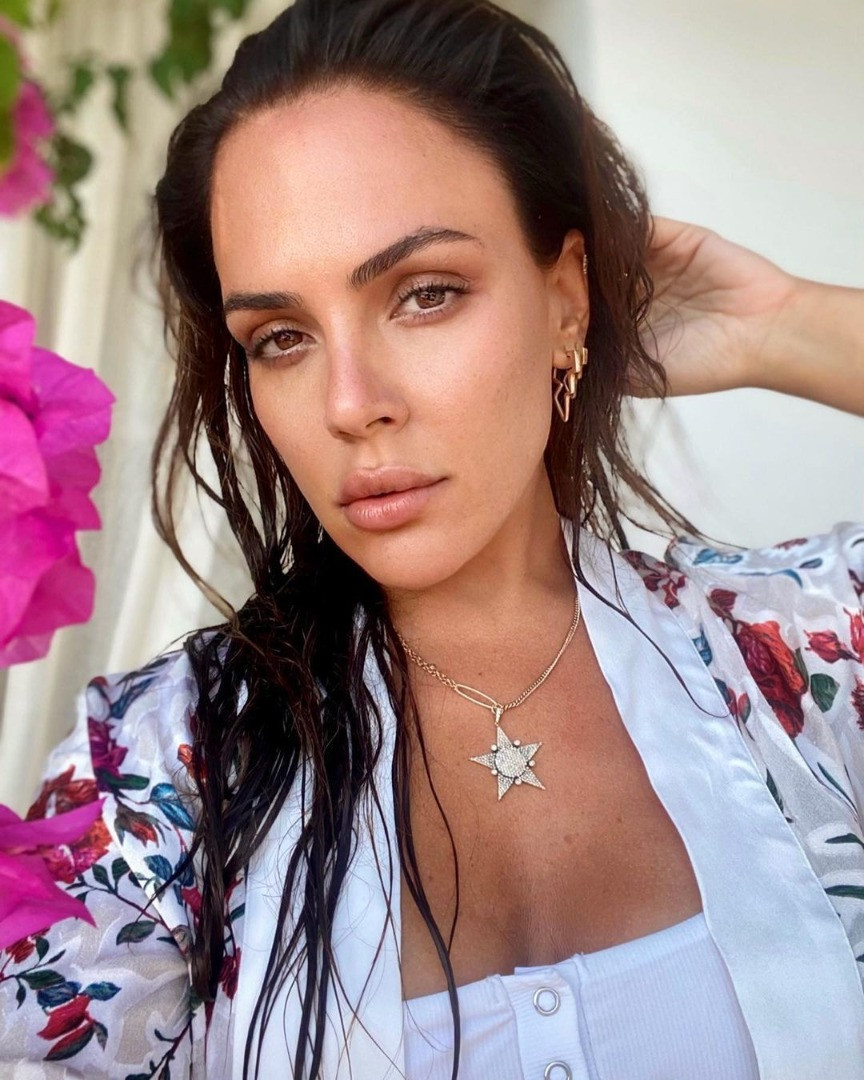 Buket Aydın’ın robot süpürge reklamından alacağı para dudak uçuklattı - Resim: 11