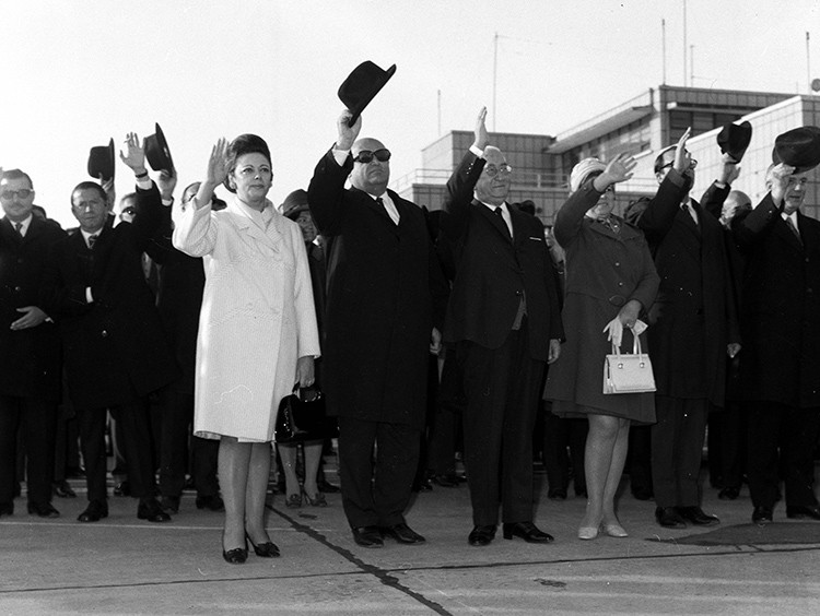Binaenaleyh mekanın cennet olsun. Isparta'nın köyünden çıktı, Türkiye Cumhuriyeti'nin Cumhurbaşkanı oldu. Her şeyi Atatürk'e borçlu olduğunu biliyordu - Resim: 12