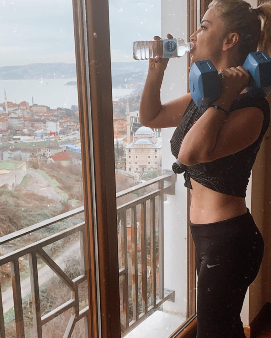 Songül Karlı yeni görüntülerini paylaştı. Görenlerin kalbi duracaktı - Resim: 10