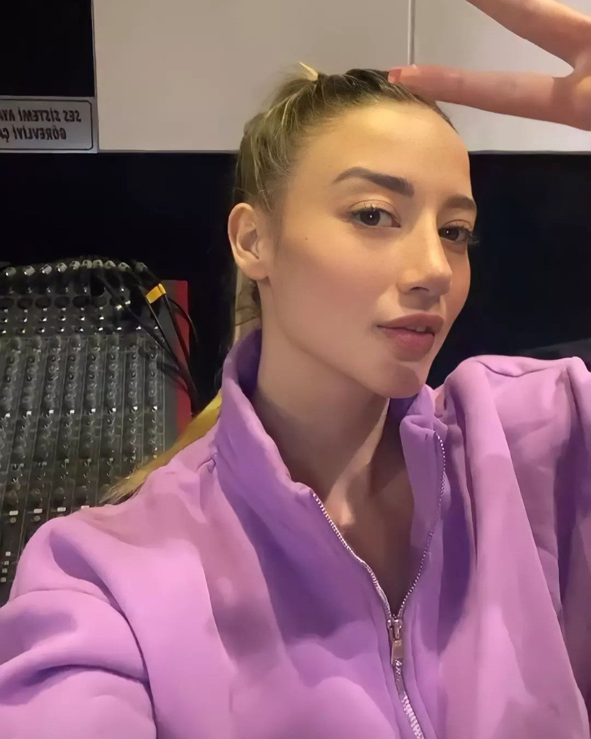 Survivor Aleyna’dan Demet Akalın’a bomba sözler - Resim: 48