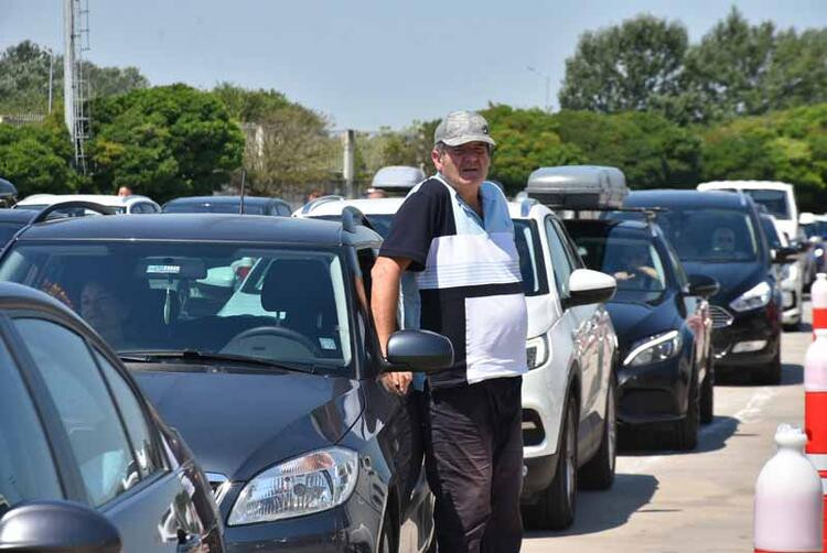 Kapıkule'de gurbetçi yoğunluğu - Resim: 9