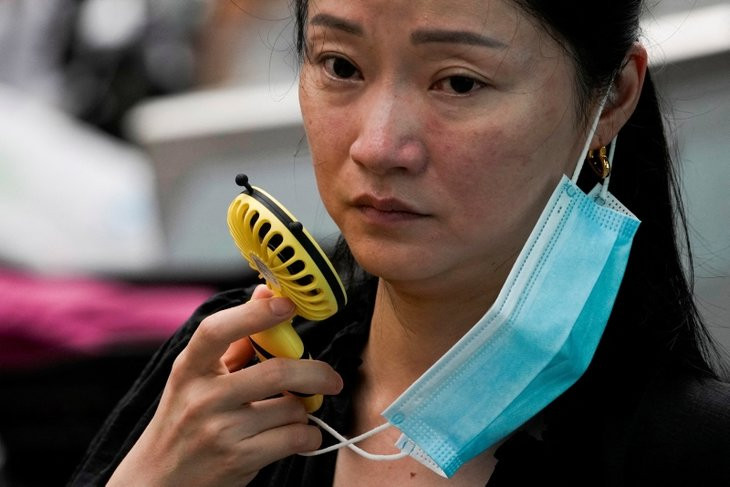 Avrupa’yı kavuran sıcaklar Türkiye’ye gelecek mi? Meteoroloji’den açıklama geldi... - Resim: 13