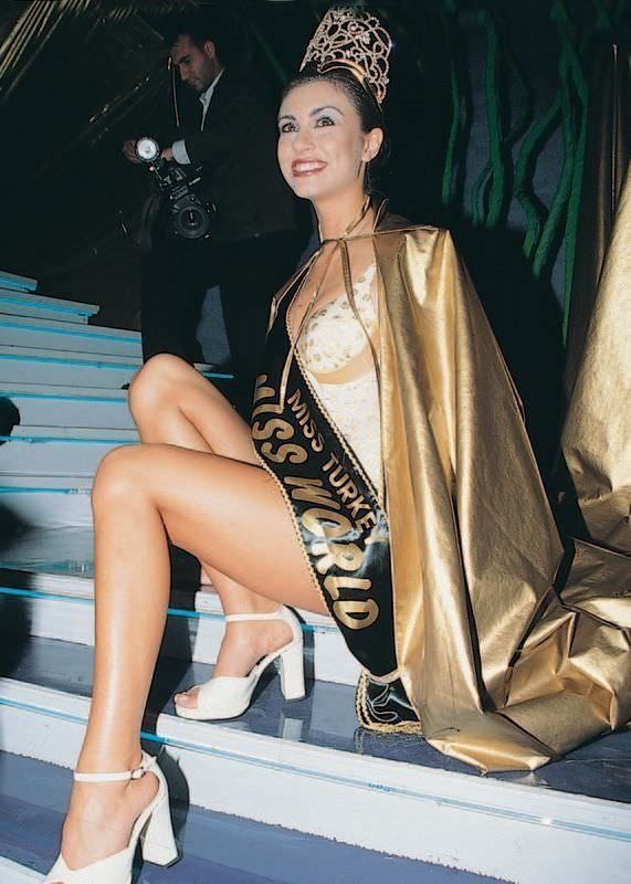 Onlar Türkiye’nin en güzel kadınları! İşte 1929’dan günümüze Miss Turkey birincileri - Resim: 55