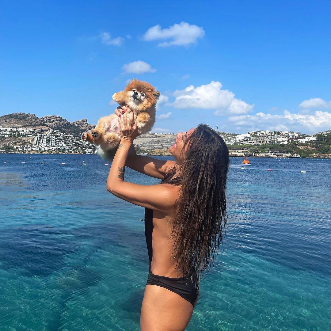 Selen Görgüzel duyanları şaşkına çevirdi! Sünnet derisinden güzellik operasyonu - Resim: 5