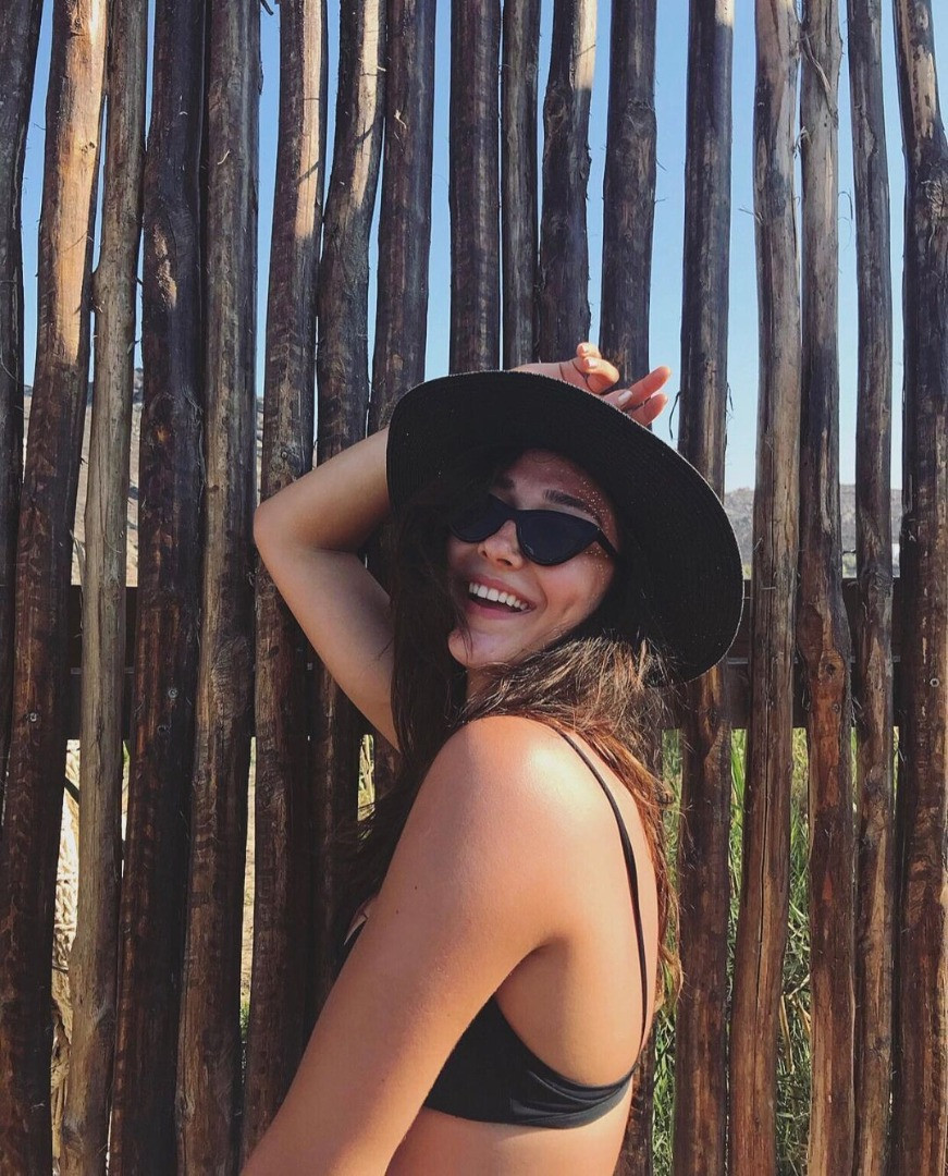 Milli voleybolcu Hande Baladin bikini ile havuza girince olay oldu - Resim: 30