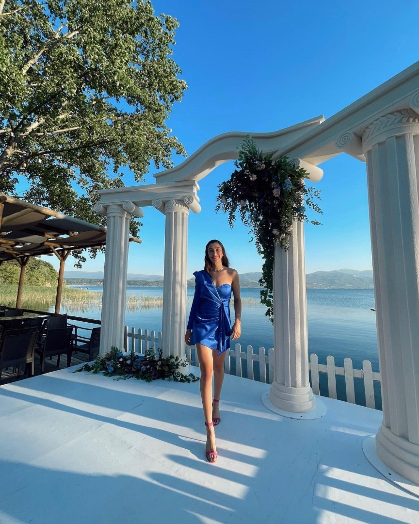 Milli voleybolcu Hande Baladin bikini ile havuza girince olay oldu - Resim: 28