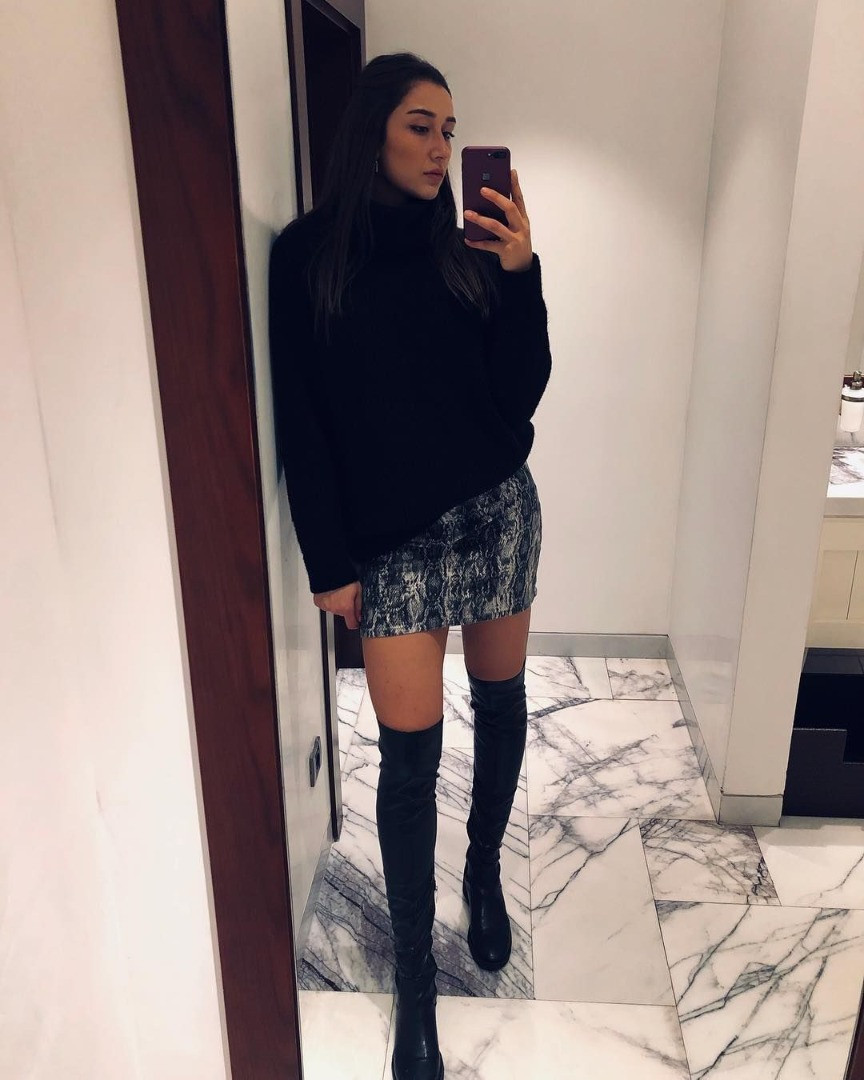 Milli voleybolcu Hande Baladin bikini ile havuza girince olay oldu - Resim: 11