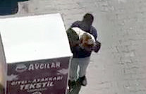 Avcılar'da giysi kumbarasından hırsızlık - Resim: 1