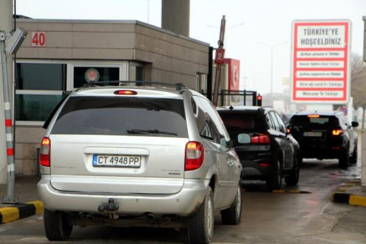 Ucuz ülke Türkiye’ye yılbaşı alışverişi akını! 1 Leva 10 lirayı aştı Bulgarlar sınırı geçme yarışına girdi - Resim: 3