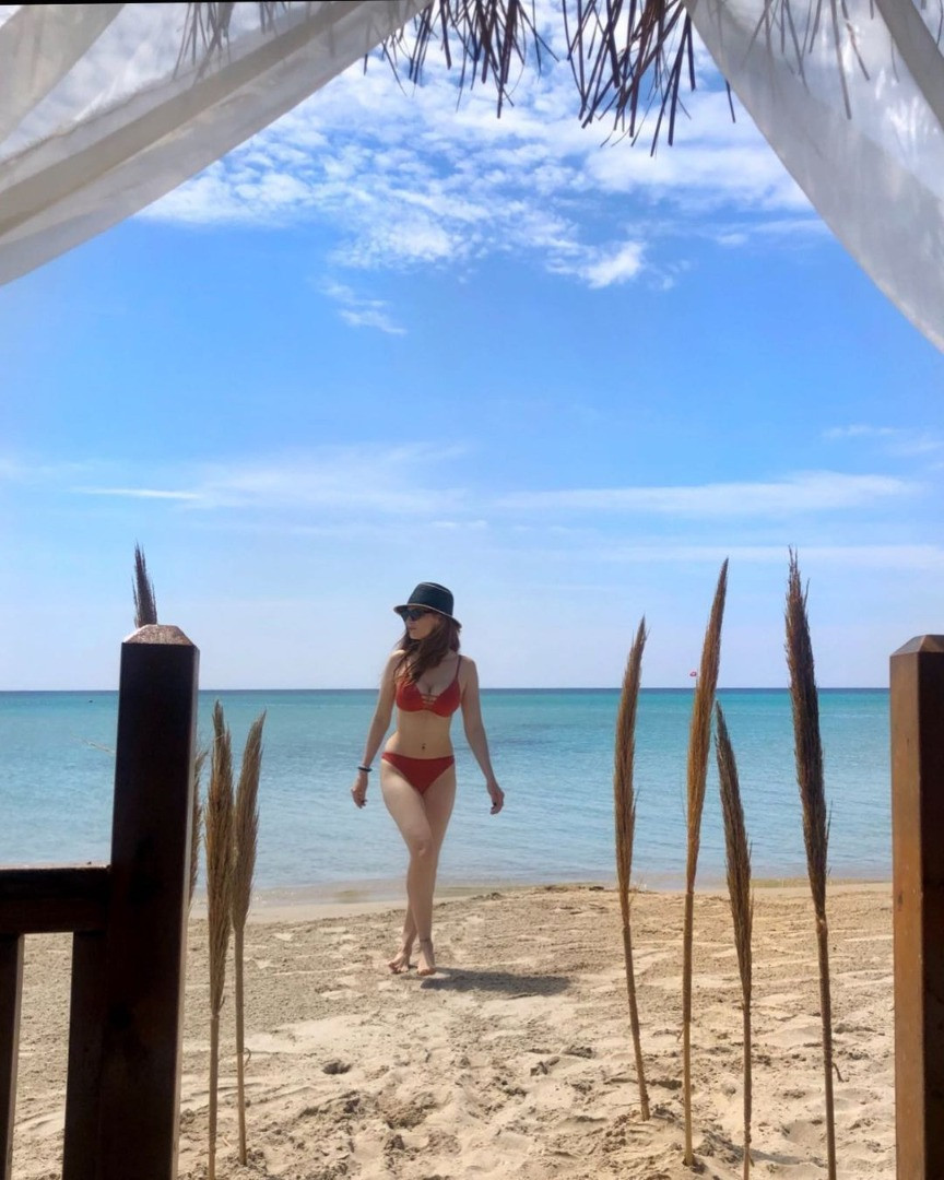 Mine Tugay otoparkta poz verdi. Sosyal medyada pozları olay oldu - Resim: 20