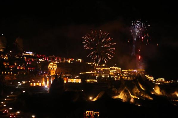 Türkiye 2023'e böyle merhaba dedi. Yurdun dört bir yanından yeni yıl coşkusu - Resim: 7