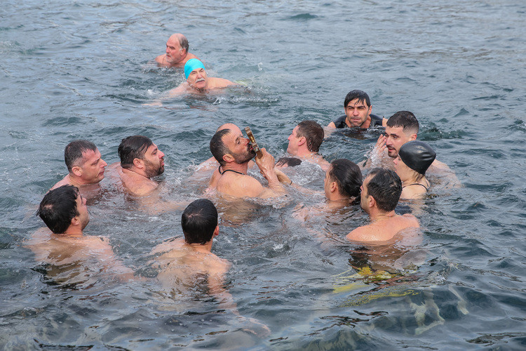 Haliç'te haç çıkarma töreni - Resim: 3