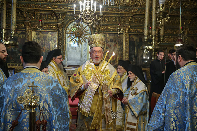 Haliç'te haç çıkarma töreni - Resim: 2