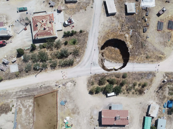 Bir kentimiz kuraklıktan çöküyor. Bölge sakinleri risk altında - Resim: 8