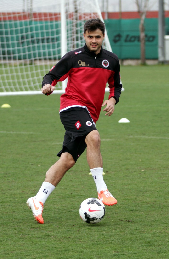 Türk futbolunun beyefendisi: Ahmet Çalık - Resim: 6