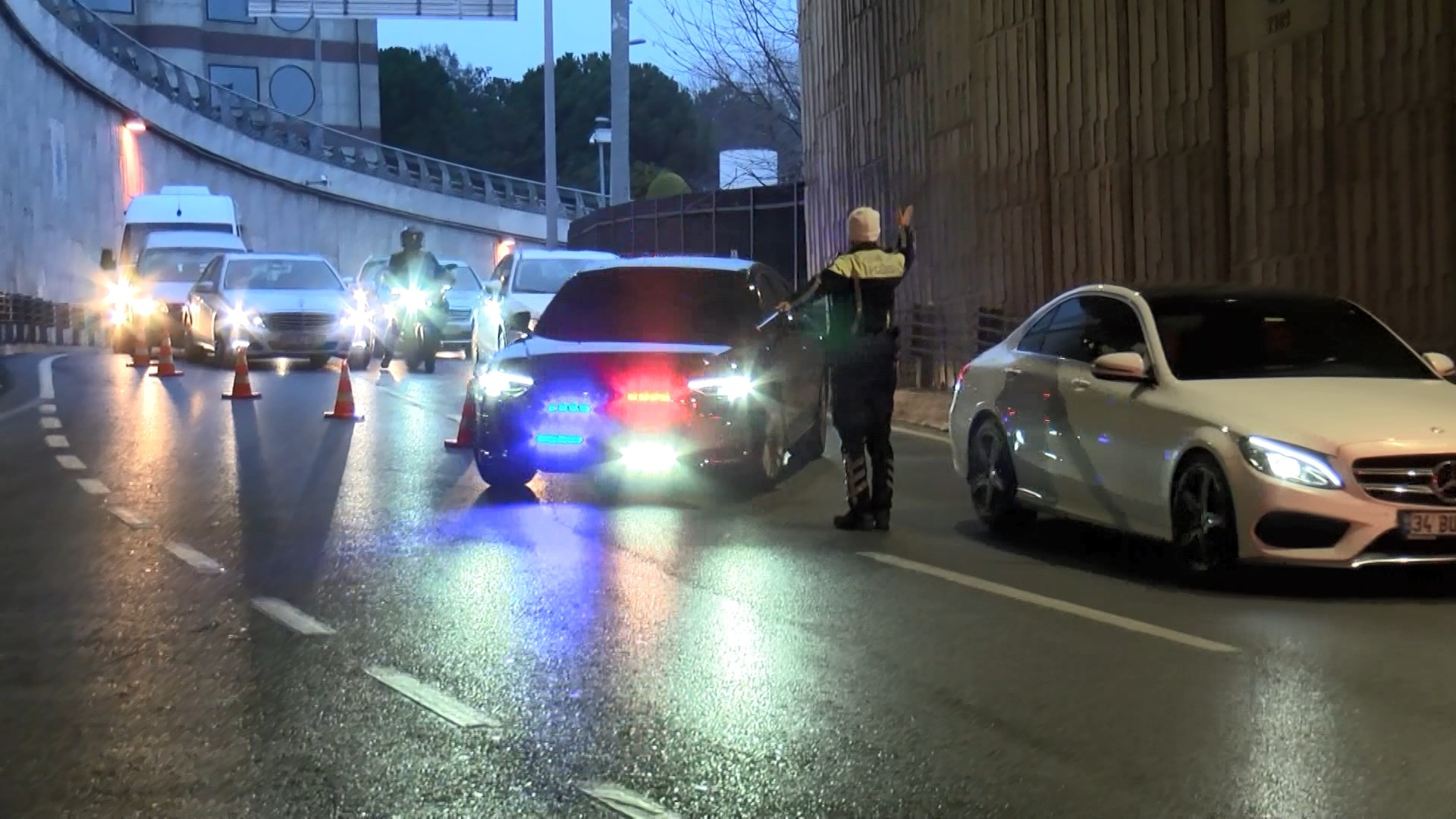 İstanbul’daki çakar denetiminde ceza yağdı - Resim: 2