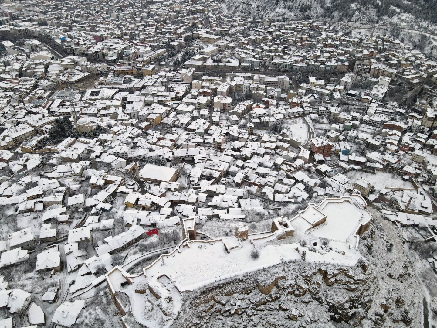 Karadeniz Bölgesi'nde kar yağışı etkili oldu - Resim: 1