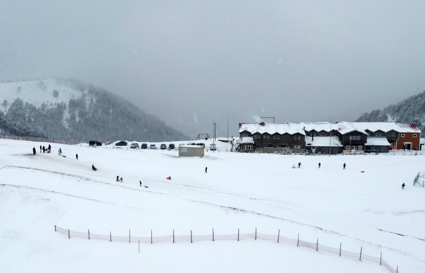 Zigana Dağı'nda kar ve sis etkili oluyor - Resim: 9