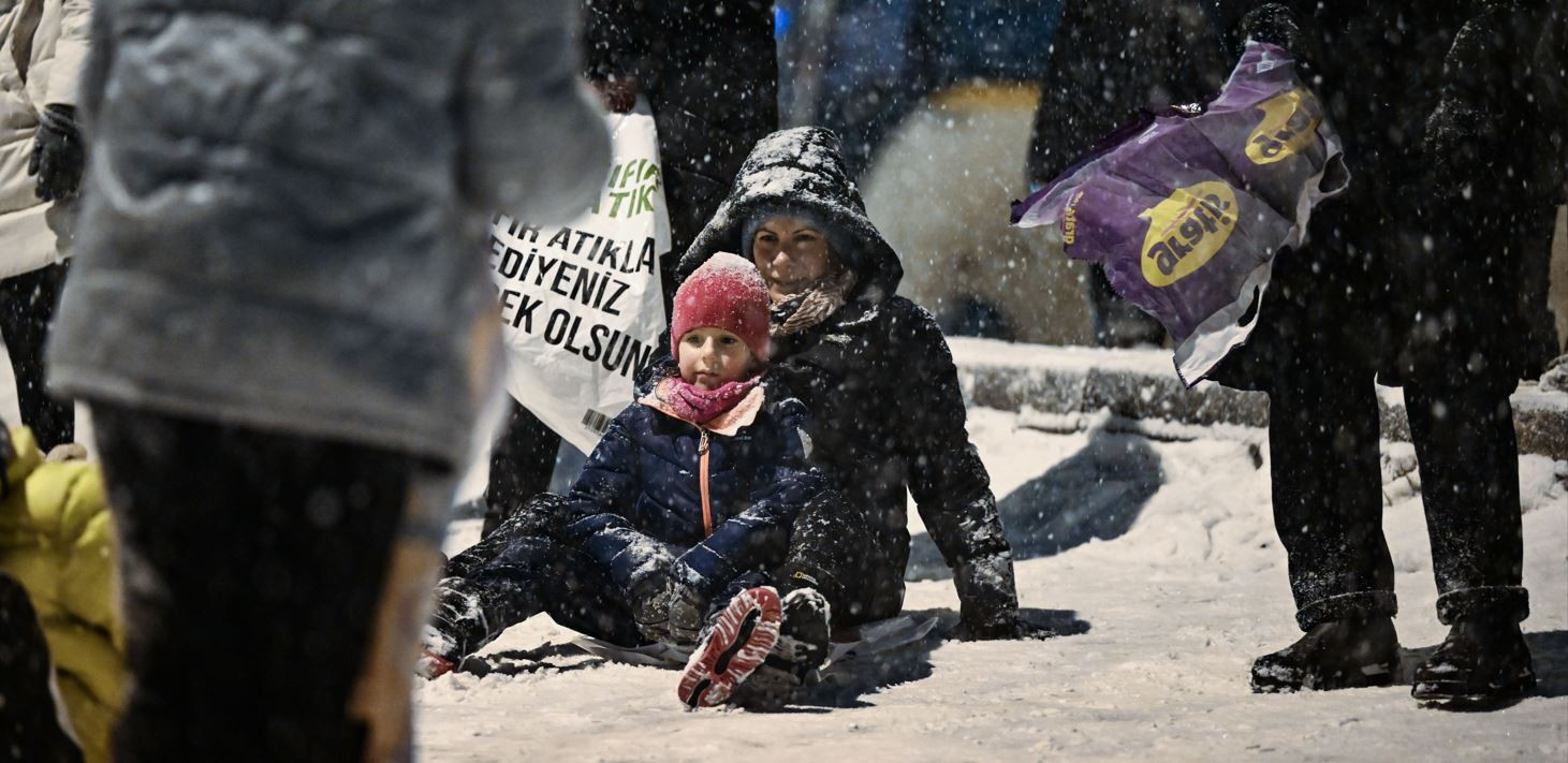 Kar ve tipi Ankara'yı beyaza bürüdü - Resim: 21