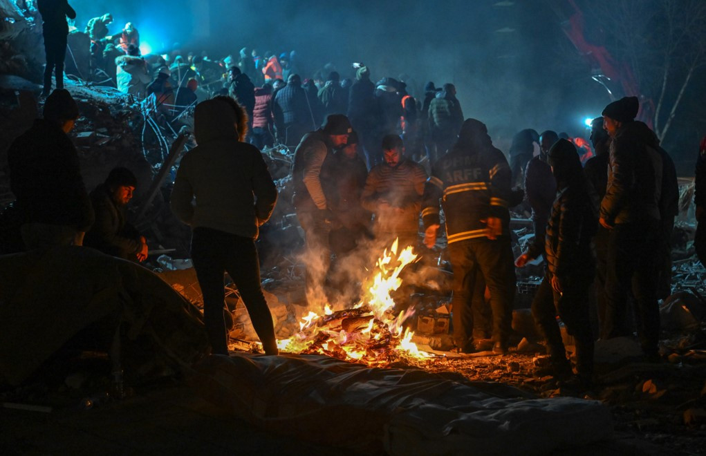 Liyakatsızlar sıcak yataklarında yatarken liyakatlılar soğuk havada bir kişiyi bile yaşatma mücadelesinde - Resim: 4
