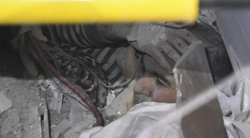 Liyakatsızlar sıcak yataklarında yatarken liyakatlılar soğuk havada bir kişiyi bile yaşatma mücadelesinde - Resim: 15