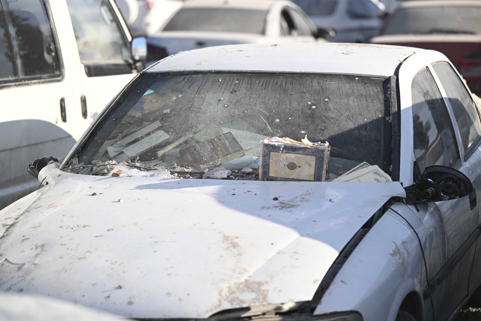 Depremde hasar gören araçlar da kaldırılıyor - Resim: 10