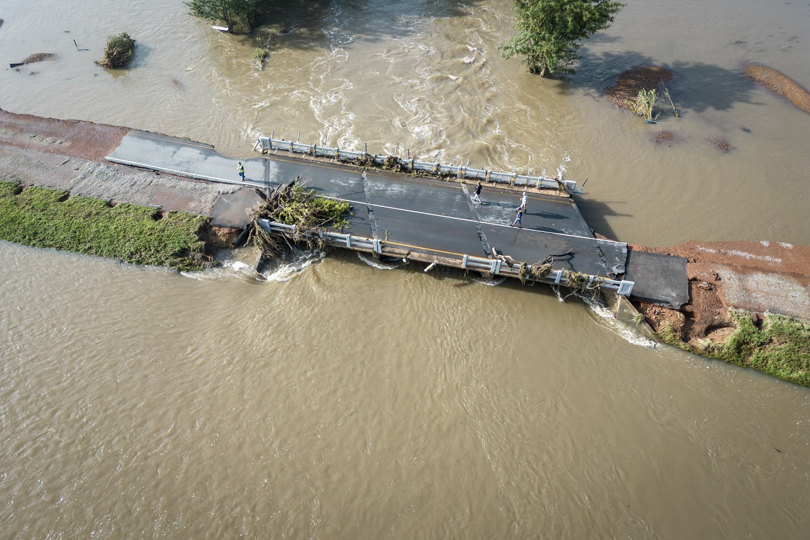 Güney Afrika’da sel felaketi: 11 ölü - Resim: 7