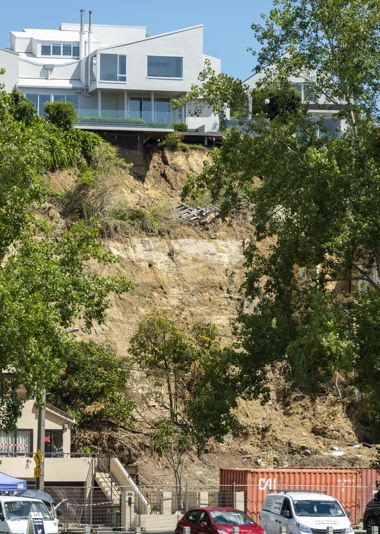 Gabrielle Kasırgası yerle bir etti. 2 bin 200 kişi kayıp - Resim: 8
