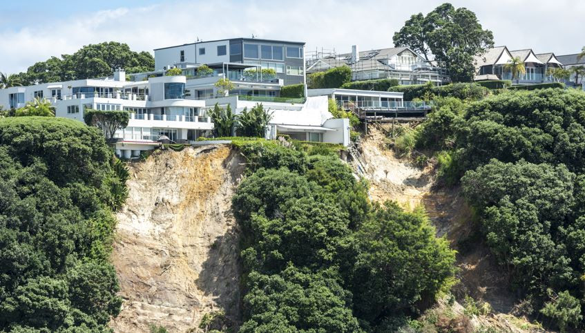 Gabrielle Kasırgası yerle bir etti. 2 bin 200 kişi kayıp - Resim: 6