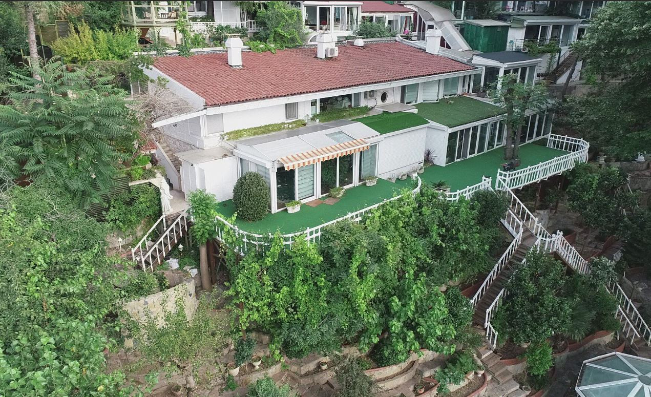 Dünyaca ünlü kişi oturacak. Adnan Oktar'ın villası satıldı - Resim: 3