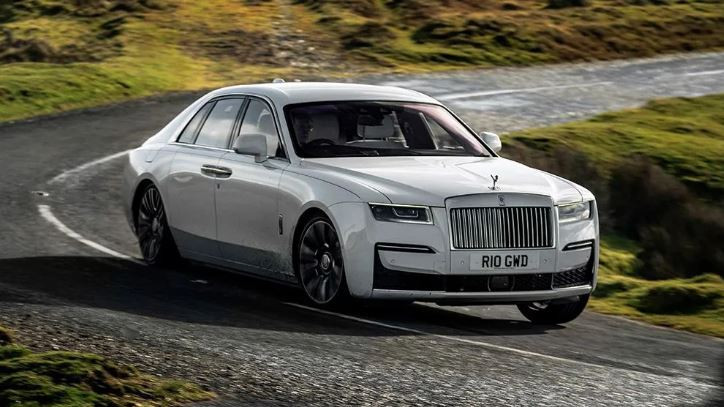 Dünyada sadece 12 adet üretildi. Bu aracın birini Türk aldı fiyatı dudak uçuklattı - Resim: 6